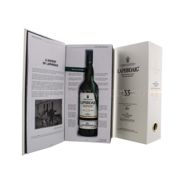 Laphroaig 33 Year Old The Ian Hunter Story Book 3 70cl, 49.9