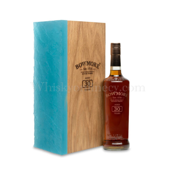 Bowmore 30 Year Old 2023 Release (70cl, 45.9%) Bowmore 30 Year Old 2023 Release (70cl, 45.9%)